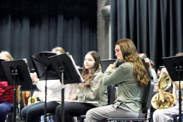 Jazz band, band students perform at winter concert